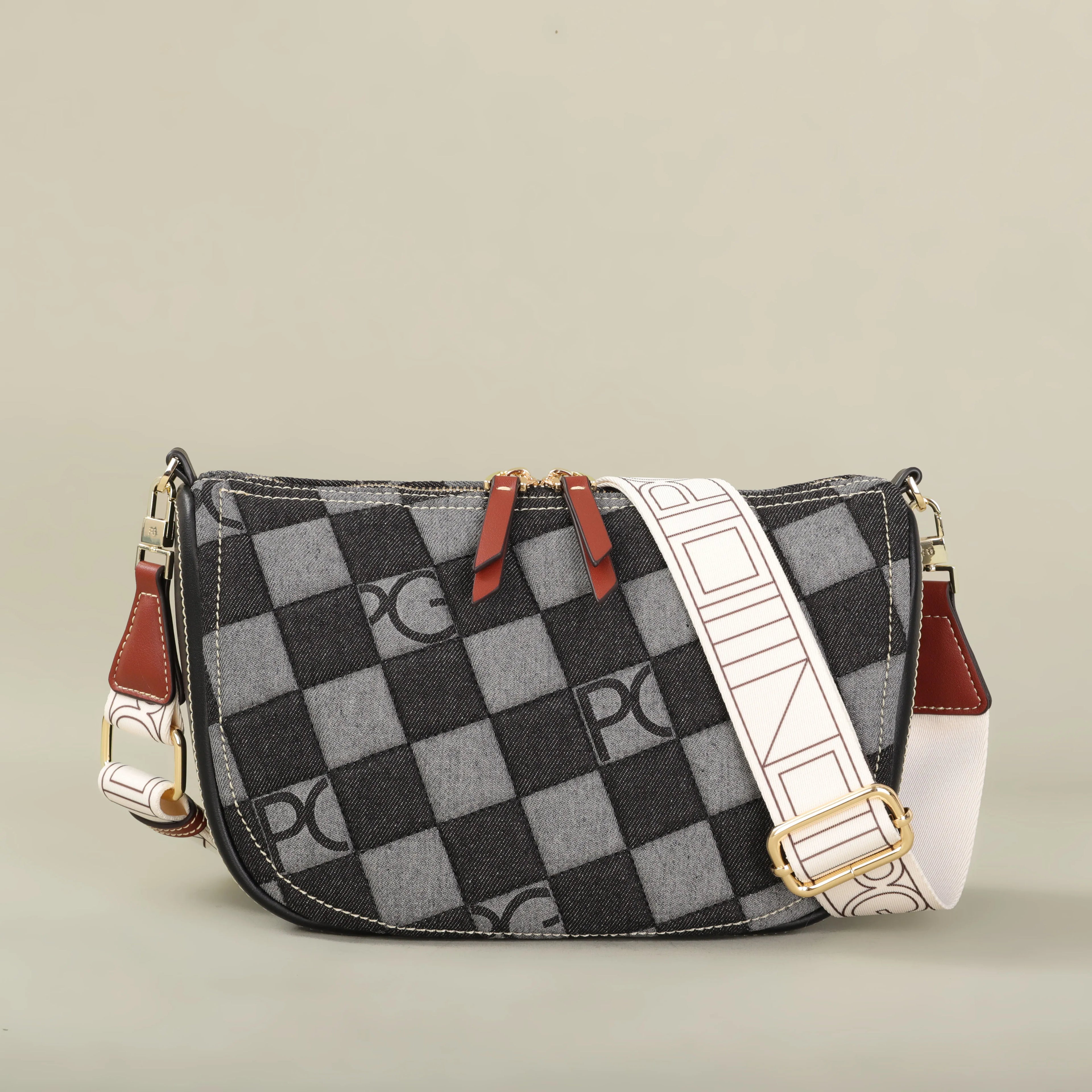 Quilted Crossbody Bag for Women - Gold Chain Strap