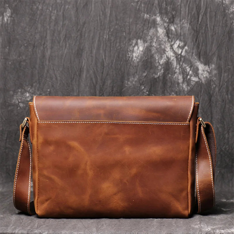 Men's Retro Leather Messenger Bag - Fits 14-inch Laptop
